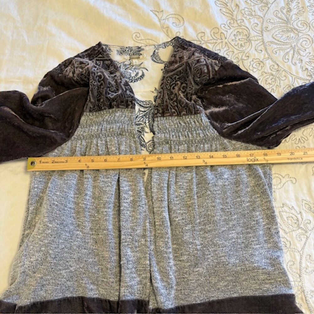 Gimmicks by BKE/Buckle Pieced Velvet Open Front Cardigan Sweater/Jacket - Large - Picture 7 of 12